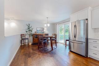 Rowandale - University Place - 4