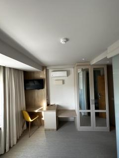 Hotel San Luis - 1