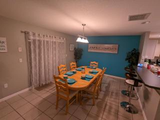Shaboo's Villa, Perfect Vacation Home, ALL THE FUN! - 3