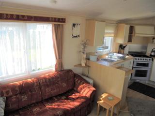 Golden Sands: Richmond GS:- 6 berth, Blow heated, Access to the beach - Ingoldmells - 4