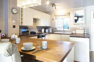 Spring Lake 19, The Lake House - 1