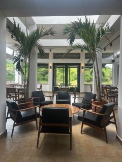 Hotel Vista Lago - - 4