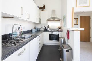 Howells Mere 90, Crows Nest - 2