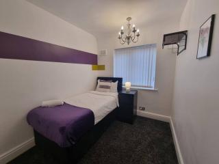 Stylish and Cosy 3Bed House Liverpool Free Parking - Liverpool - 2