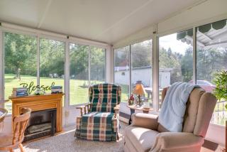 Hop Bottom Home with Private Yard and Fire Pit! - 1