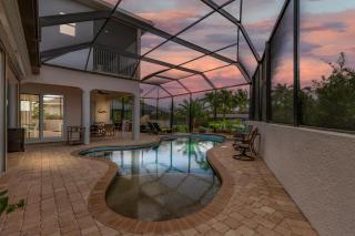 Game Room with Pool Table, Heated Pool, Gorgeous view & Gulf Access - Cape Coral Memories - Roelens - 0