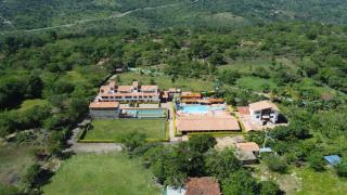 Hotel Resort Campestre Puerta Del Sol - San Gil - San Gil - 8