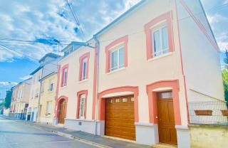 Reims Sherpa Guest House - Reims - 1