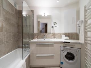 Appartement à Courchevel: Balcon Sud, 4-6 pers. - FR-1-575-14 - 3