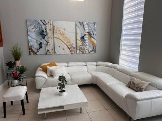 Comfortable New Home Miami - 3