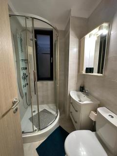 Studio On The Beach - Mamaia - 4