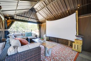 Pet-Friendly New Braunfels Home with Game Room! - New Braunfels - 0