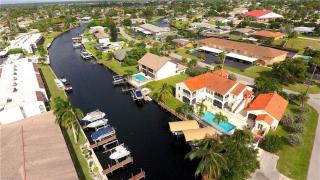 Water Views & Community Pool - Condo Casa Marbella - Roelens Vacations - Cape Coral - 0