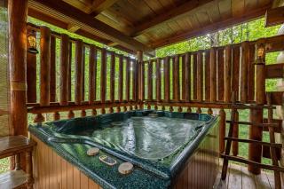 Happily Ever After cabin - Gatlinburg - 8