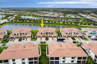 STUNNING New Construction Condo close to everything! - Condo Coastal Soul - Roelens Vacations - Fort Myers Villas - 8