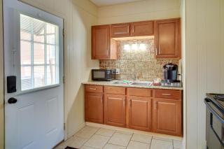 Lake Charles Vacation Rental with Private Patio! - Lake Charles - 1