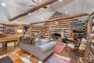 Tucked Inn - Swanton - 8
