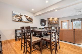 Marsh Hill Villa - McHenry - 3