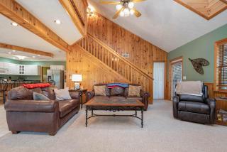 Fore Seasons Getaway - 1