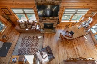 Log Me Inn - McHenry - 4