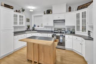 Alpine Suite - Minutes to RMNP, Hot Tub! - 6