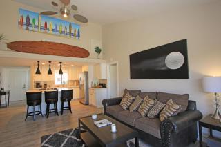 PS868 - Vintage Tee - Meredith Lodging - Palm Desert - 3