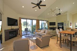 V3833 - End Drive - Meredith Lodging - Palm Desert - 8
