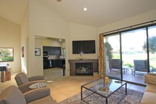 V3833 - End Drive - Meredith Lodging - Palm Desert - 5