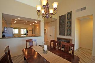 VY945 - Dahlia Delight - Meredith Lodging - Palm Desert - 1