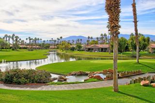VV885 - Lake Front - Palm Desert - 0