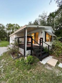 The Deer Retreat at Venus - 7