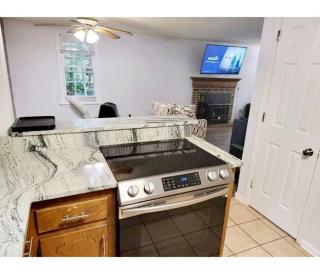 4-Bedroom House Close to Beach - Salisbury - 4
