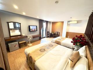 Romance hotel - Cat Ba - 2