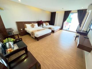 Romance hotel - 3