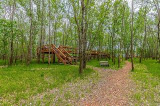 Cozy Cottage • King Bed • Grove • Kayaks • Boat Parking - Grove - 2