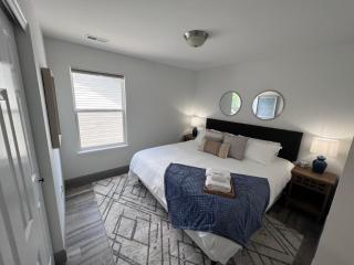 Springhurst Serenity Fresh 4BR Getaway - O'Fallon - 1