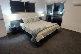 Large Home @Kingston Foreshore - Kingston - 1