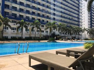 Sea Residences near Mall of Asia by K-baysuites - Manila - 9
