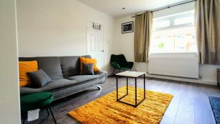 Comfy Spacious Home Near Preston City Centre - Sleeps 6 - Samlesbury - 6