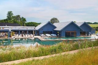 Luxury Barn near Soho Farmhouse - 7