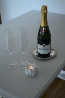 Luxury Barn near Soho Farmhouse - 2