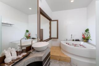 Secret Cliff Resort & Restaurant - SHA Plus - Karon Beach - 4