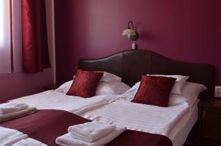 Hotel Napsugár - 9