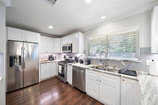 Htown Home Nr Med Center, Nrg Games Yard Bbq - Houston - 2