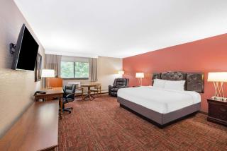 Ramada by Wyndham Grand Forks - Grand Forks - 6