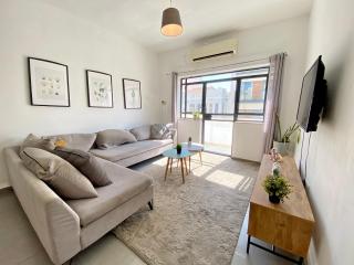 The Grand Hertzel - 1