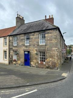 The Corner House Belford - 0