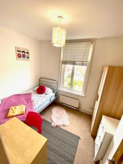 Palm House -Complete Holiday HOME IN SOUTHSEA - 1