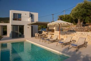 Villa Sophia-Private Sea Access - Marantochori - 5