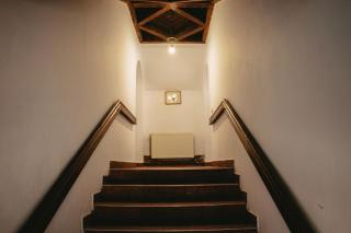 Turnul Mareșalului -Casă de Vacanță cu Panoramă 360 în Inima Naturii, lângă Transfăgărășan - 1